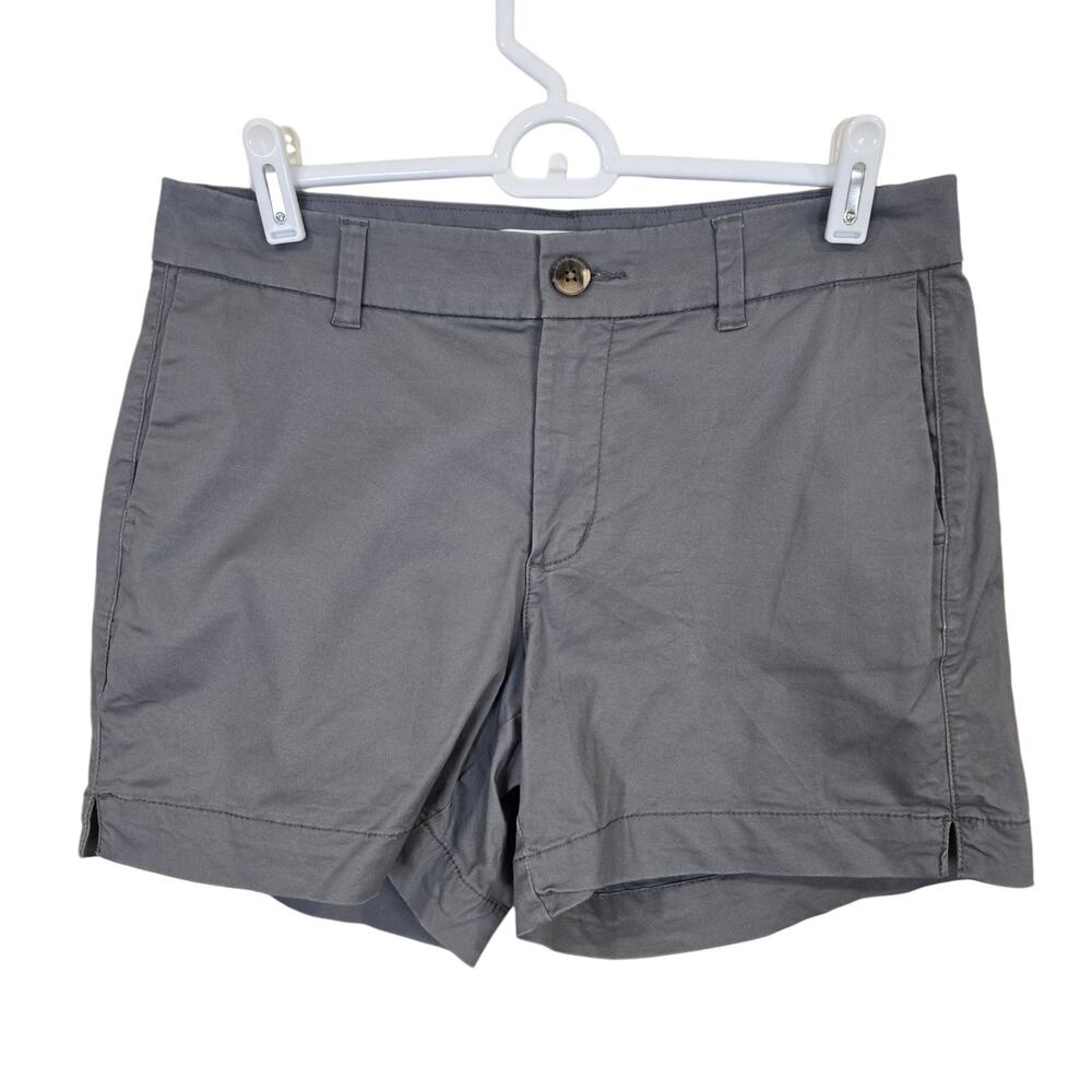 Women's Old Navy Gray Everyday Short Chino Shorts | Size 4